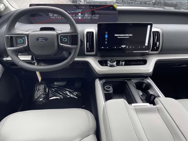 2026 White Metallic Ford Expedition Active RWD SUV