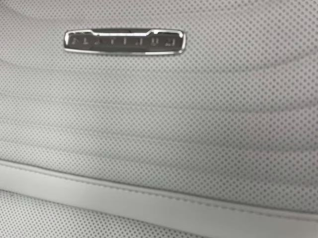 2025 White Metallic Ford Expedition Platinum 4X4 SUV