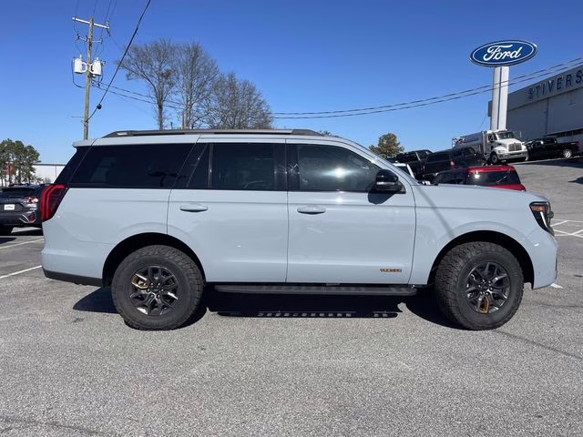 2025 Gray Metallic Ford Expedition Tremor 4X4 SUV