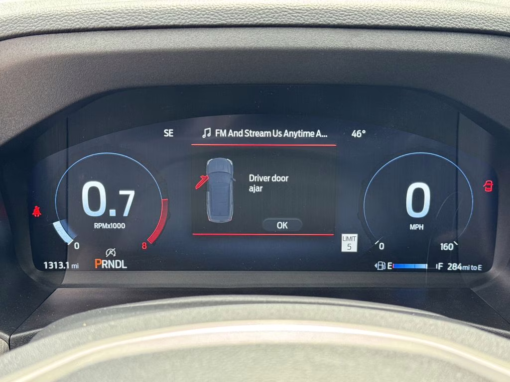 2026 Star White Metallic Tri-Coat Ford Explorer Active RWD SUV