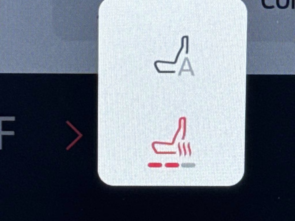 2026 Star White Metallic Tri-Coat Ford Explorer Active RWD SUV