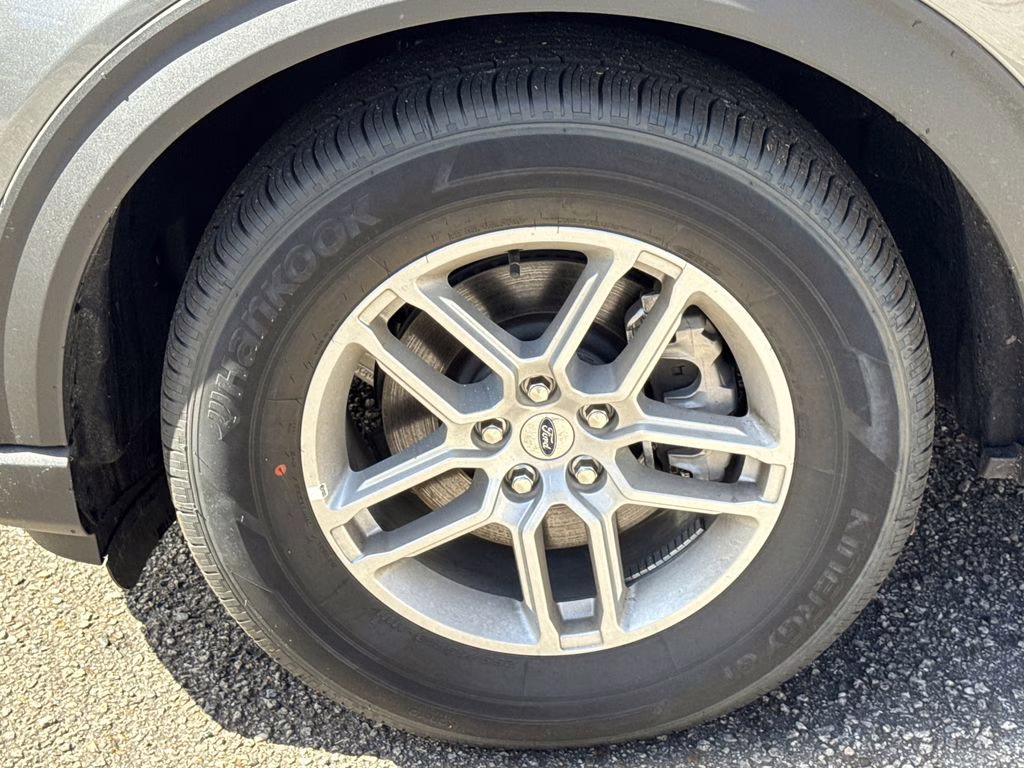2026 Gray Metallic Ford Explorer Active RWD SUV