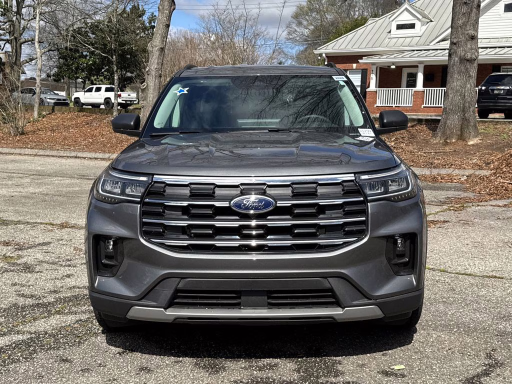 2026 Gray Metallic Ford Explorer Active RWD SUV
