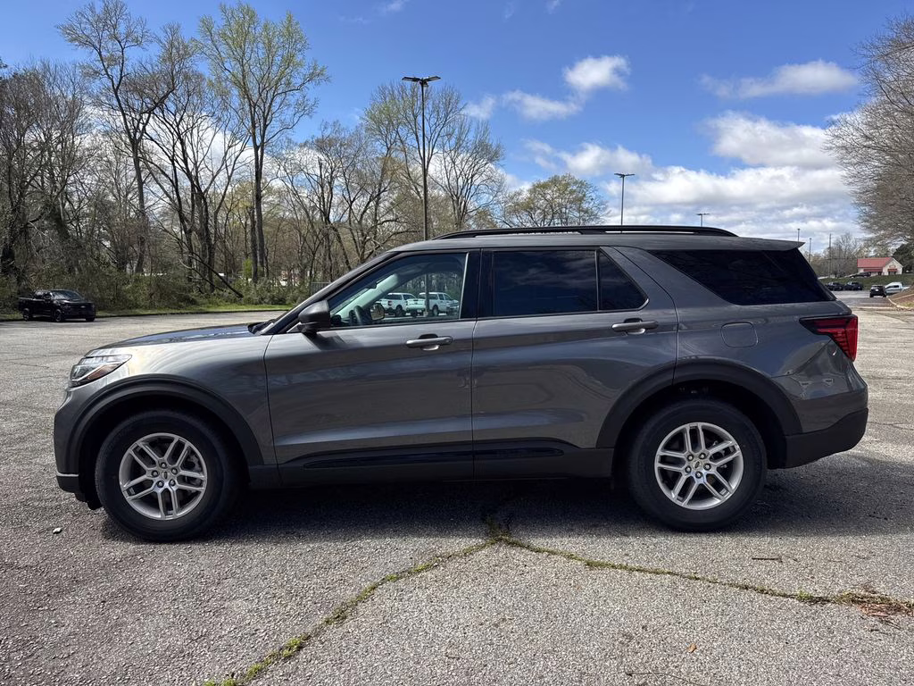 2026 Gray Metallic Ford Explorer Active RWD SUV