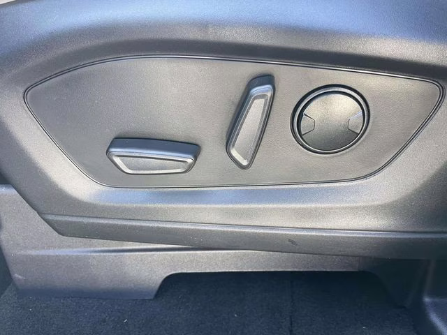 2026 White Metallic Ford Explorer Active RWD SUV