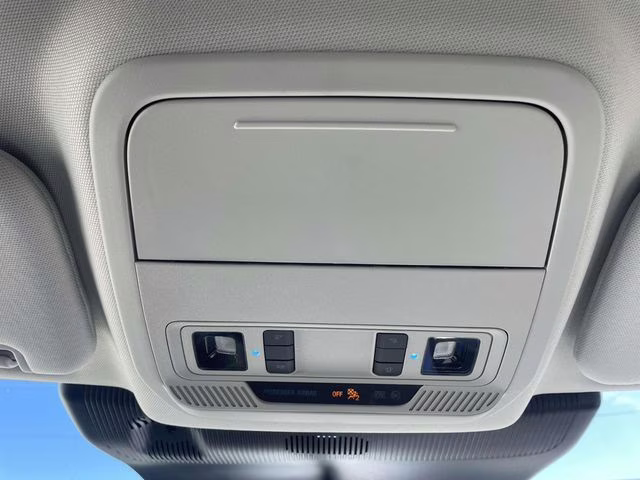 2026 White Metallic Ford Explorer Active RWD SUV