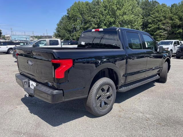 2025 Black Metallic Ford F-150 Lightning Flash AWD Truck