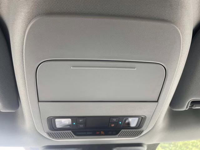 2025 Gray Metallic Ford F-150 Lightning Flash AWD Truck