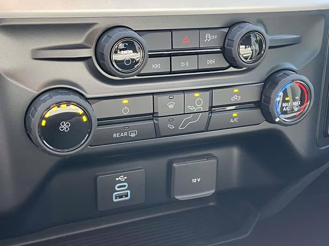 2026 Avalanche Ford Super Duty F-250 SRW XL 4X4 Truck