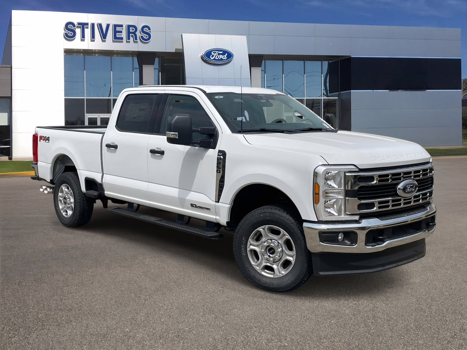 2026 Oxford White Ford Super Duty F-250 SRW XLT 4X4 Truck
