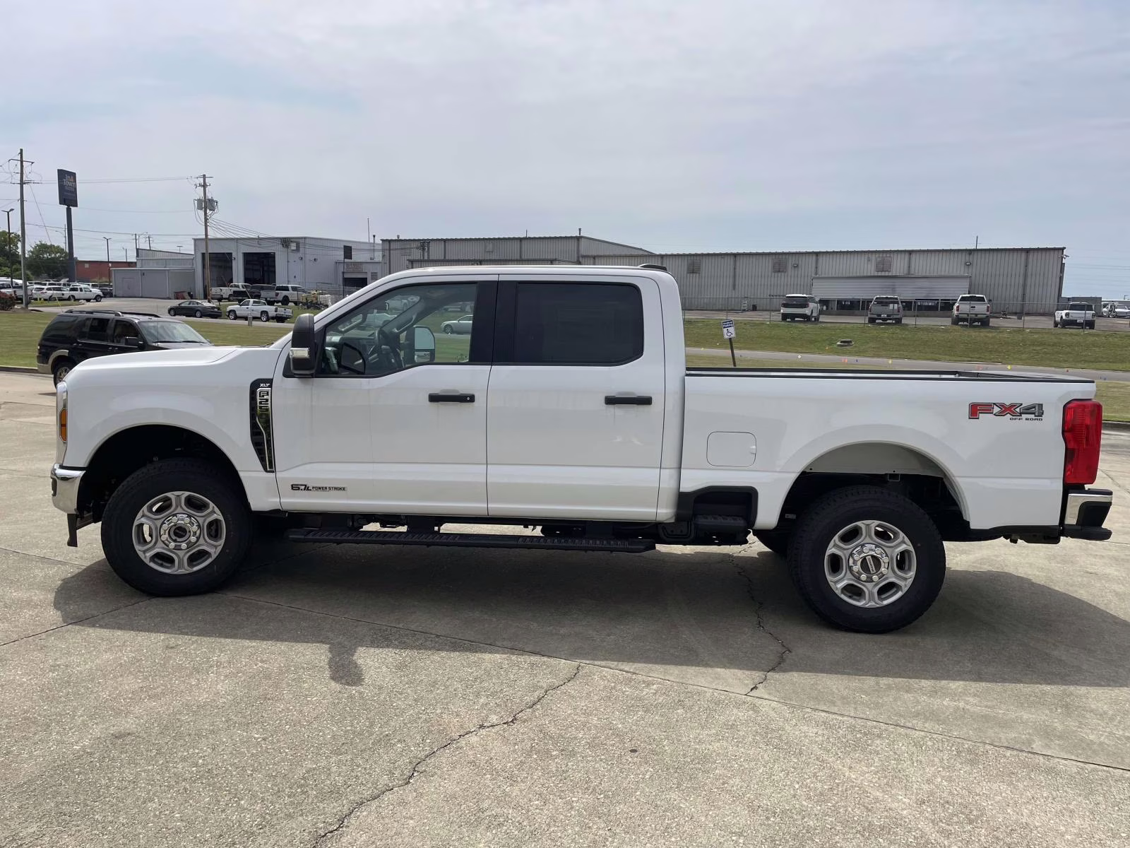 2026 Oxford White Ford Super Duty F-250 SRW XLT 4X4 Truck