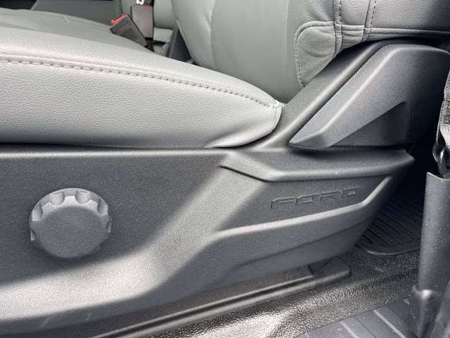 2026 Oxford White Ford Super Duty F-250 SRW XL RWD Truck