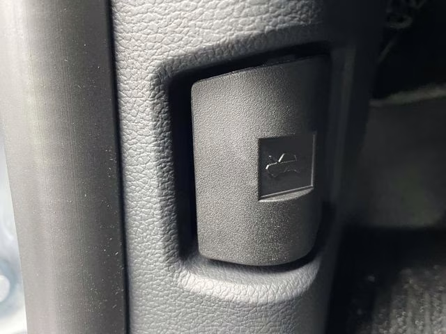 2026 Oxford White Ford Super Duty F-250 SRW XL RWD Truck