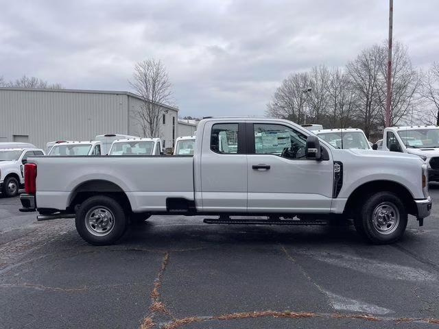 2026 Oxford White Ford Super Duty F-250 SRW XL RWD Truck