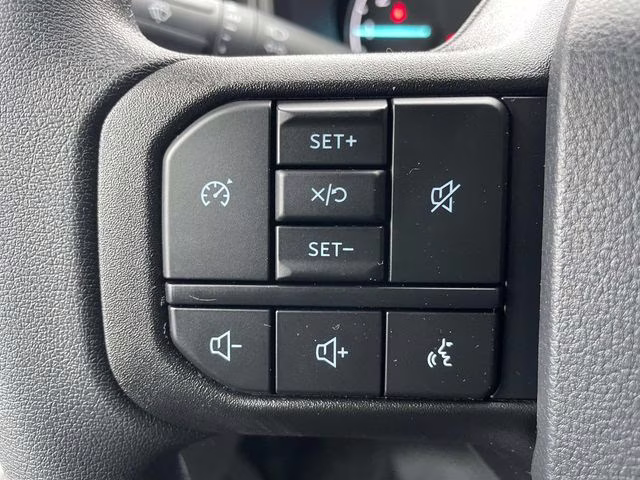 2026 Oxford White Ford Super Duty F-250 SRW XL 4X4 Truck