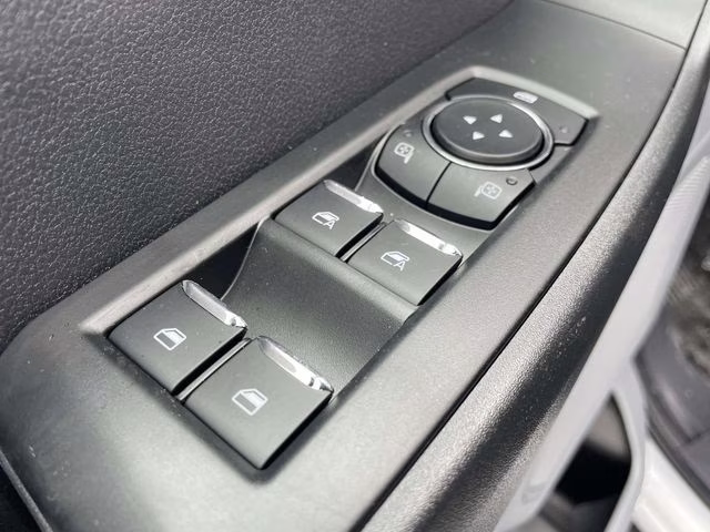 2026 Oxford White Ford Super Duty F-250 SRW XL 4X4 Truck