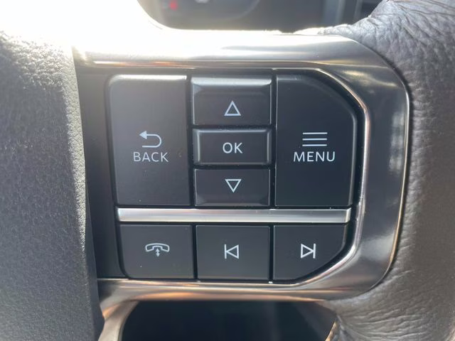 2025 White Metallic Ford Super Duty F-250 SRW King Ranch 4X4 Truck