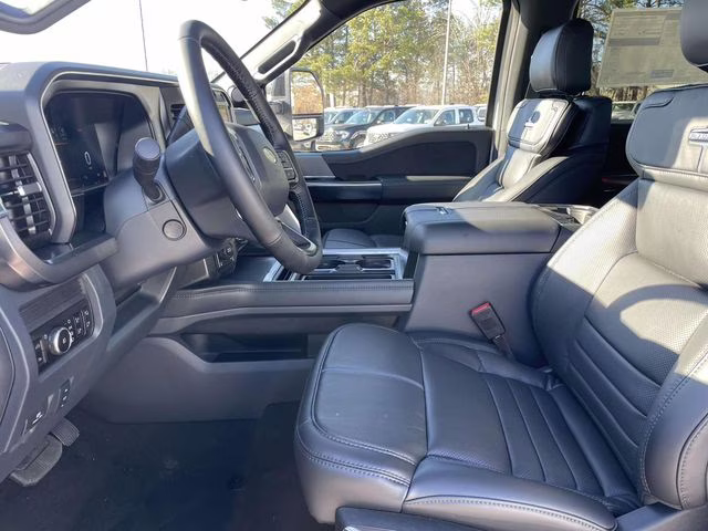 2026 White Metallic Ford Super Duty F-250 SRW Platinum 4X4 Truck