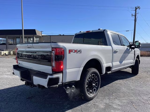 2026 White Metallic Ford Super Duty F-250 SRW Platinum 4X4 Truck