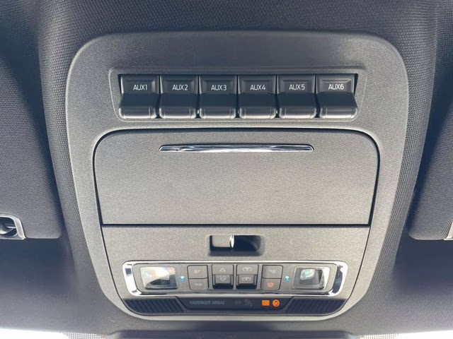 2026 White Metallic Ford Super Duty F-250 SRW Platinum 4X4 Truck