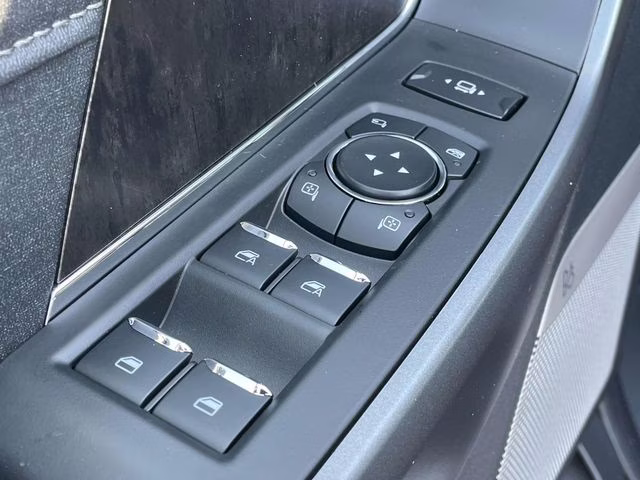 2026 Avalanche Ford Super Duty F-250 SRW Lariat 4X4 Truck