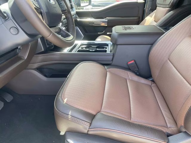 2025 Black Metallic Ford Super Duty F-350 SRW King Ranch 4X4 Truck