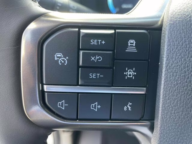 2026 White Metallic Ford Super Duty F-350 DRW Platinum 4X4 Truck