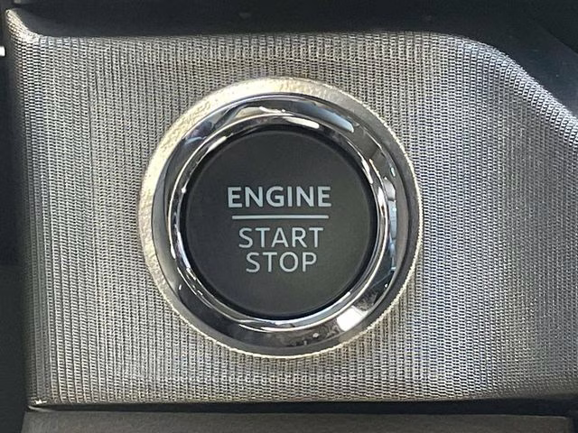 2026 White Metallic Ford Super Duty F-350 DRW Platinum 4X4 Truck