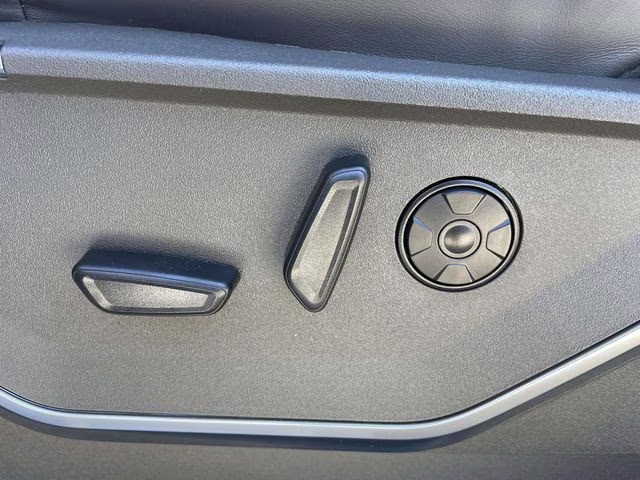 2026 Gray Metallic Ford Super Duty F-350 DRW Platinum 4X4 Truck