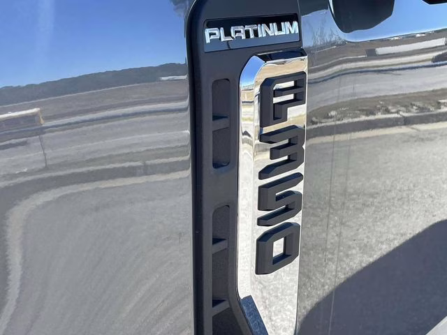 2026 Gray Metallic Ford Super Duty F-350 DRW Platinum 4X4 Truck