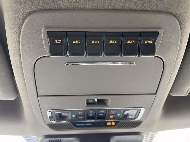 2026 White Metallic Ford Super Duty F-350 DRW Platinum 4X4 Truck