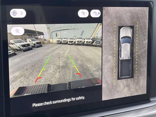 2026 White Metallic Ford Super Duty F-350 DRW Platinum 4X4 Truck