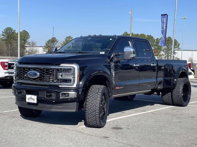 2026 Black Metallic Ford Super Duty F-450 DRW Platinum 4X4 Truck