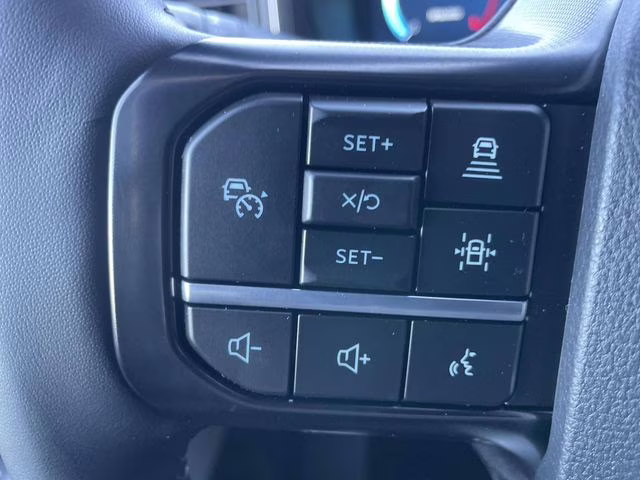 2026 White Metallic Ford Super Duty F-450 DRW Platinum 4X4 Truck