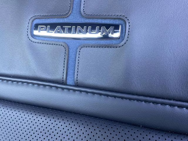 2026 White Metallic Ford Super Duty F-450 DRW Platinum 4X4 Truck