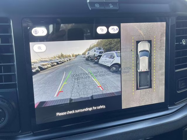 2026 White Metallic Ford Super Duty F-450 DRW Platinum 4X4 Truck