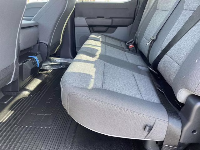 2026 Black Metallic Ford Super Duty F-450 DRW XL 4X4 Truck