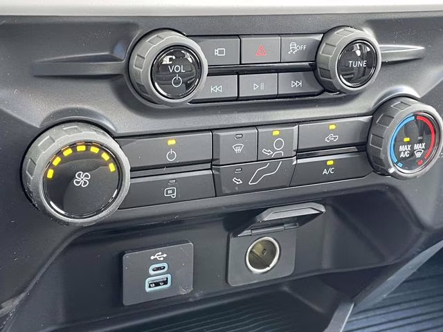 2026 Oxford White Ford Super Duty F-450 DRW XL 4X4 Truck