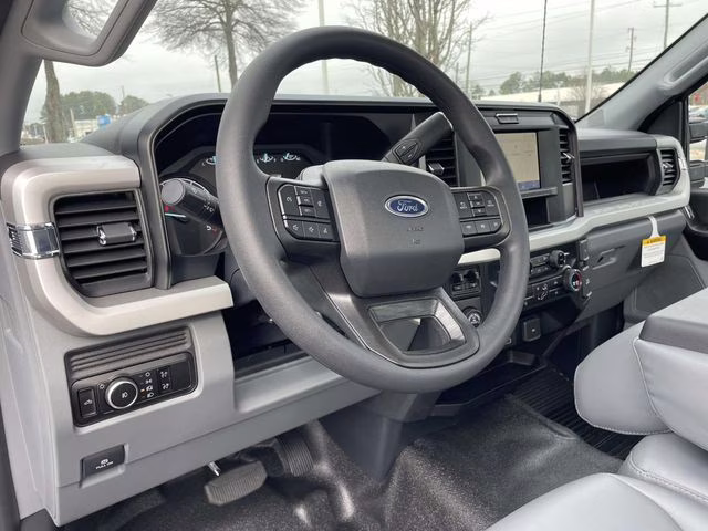 2026 Oxford White Ford Super Duty F-250 SRW XL RWD Truck