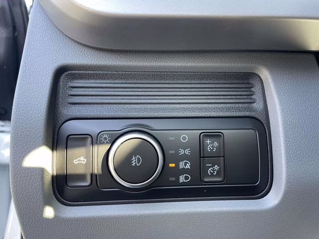 2026 Oxford White Ford Super Duty F-250 SRW XL 4X4 Truck