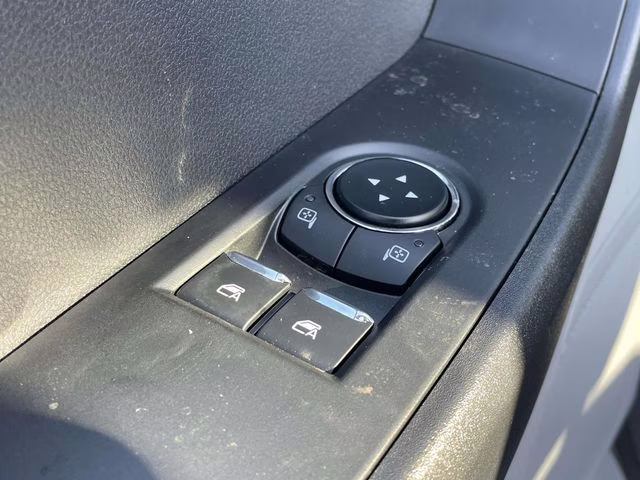 2026 Oxford White Ford Super Duty F-250 SRW XL 4X4 Truck