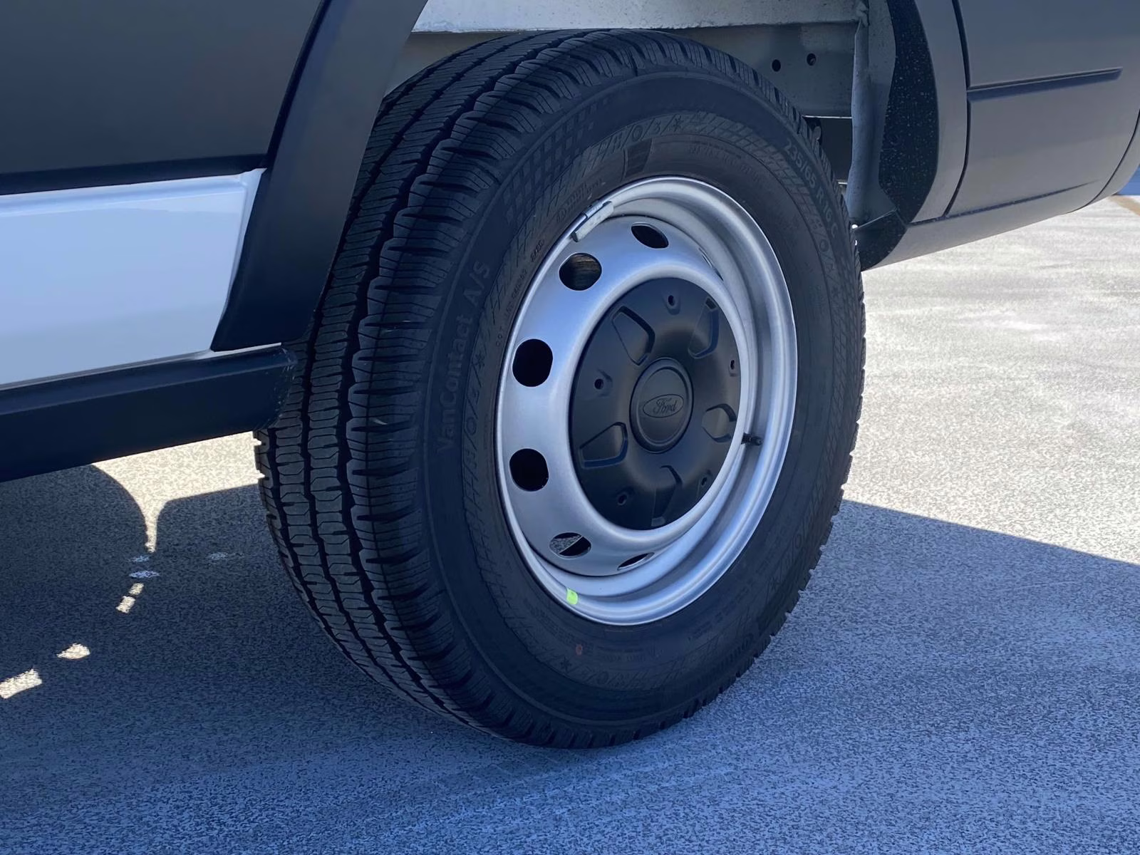 2026 Oxford White Ford Transit-250 Base RWD Van