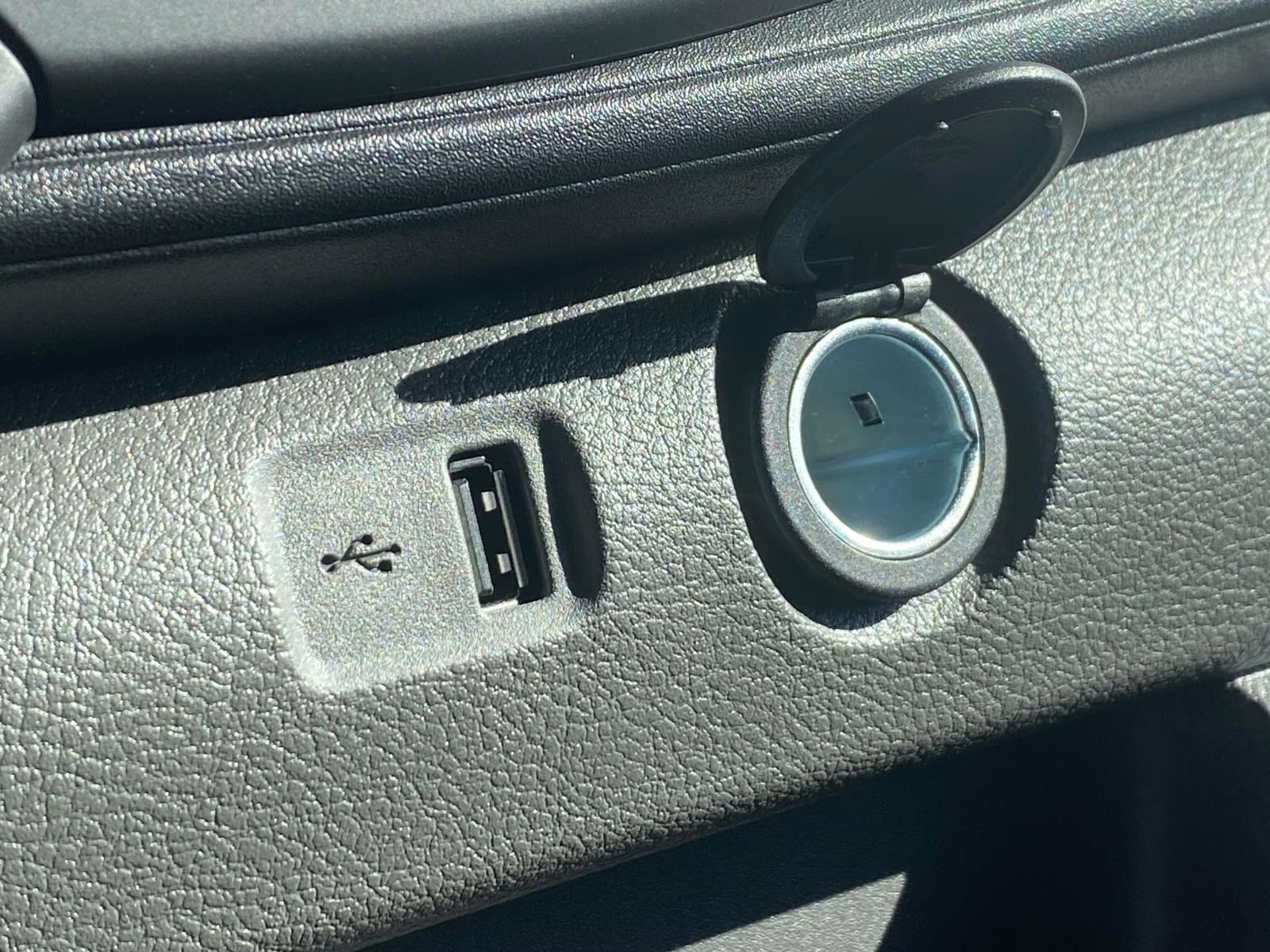 2026 Oxford White Ford Transit-250 Base RWD Van