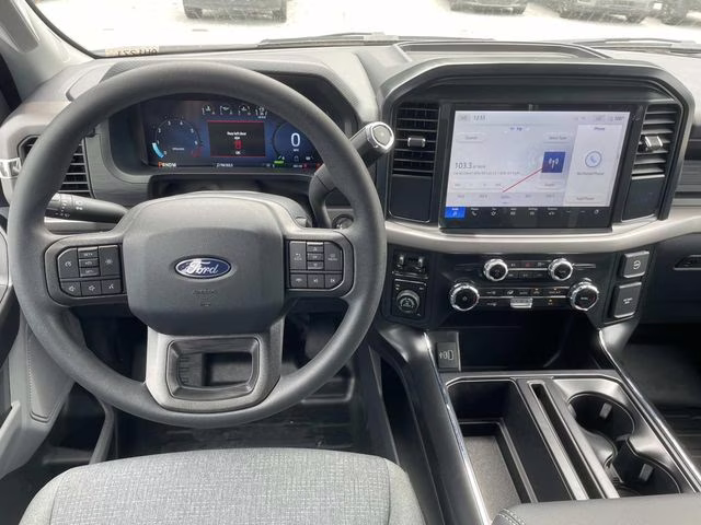 2025 Oxford White Ford F-150 XL 4X4 Truck