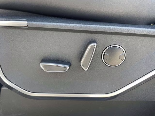 2025 White Metallic Ford F-150 Raptor 4X4 Truck