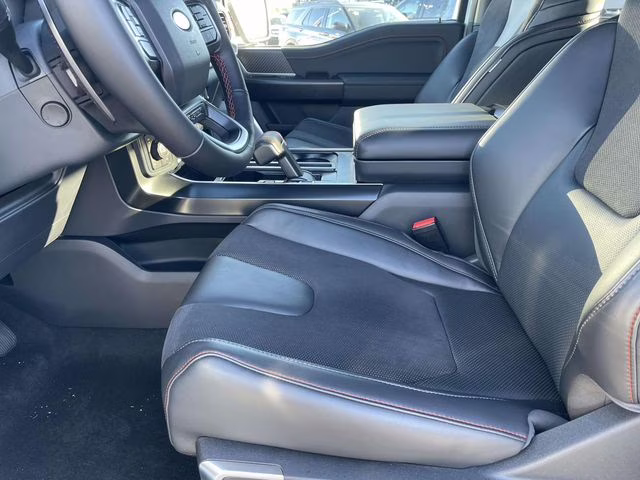 2025 Oxford White Ford F-150 Raptor 4X4 Truck