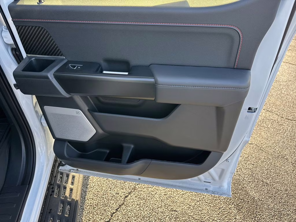 2025 Oxford White Ford F-150 Raptor 4X4 Truck