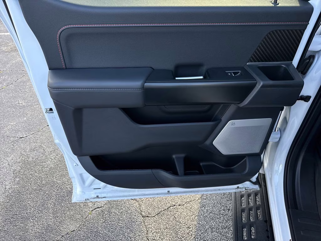 2025 Oxford White Ford F-150 Raptor 4X4 Truck