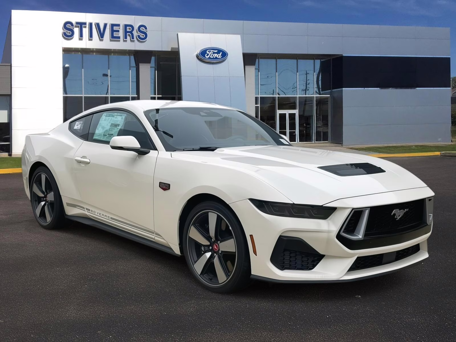 2025 Wimbledon White Ford Mustang GT Premium RWD Coupe