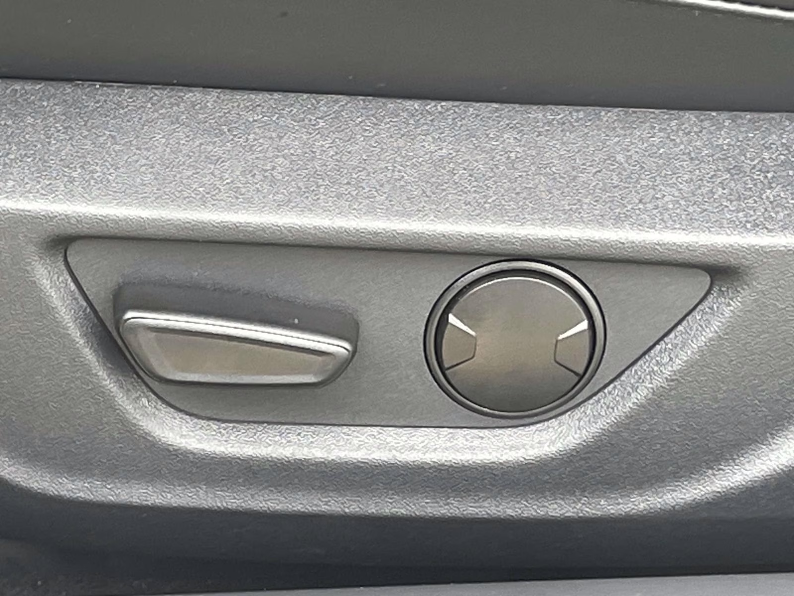 2025 Wimbledon White Ford Mustang GT Premium RWD Coupe